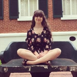 Meet your Posher, Hailey